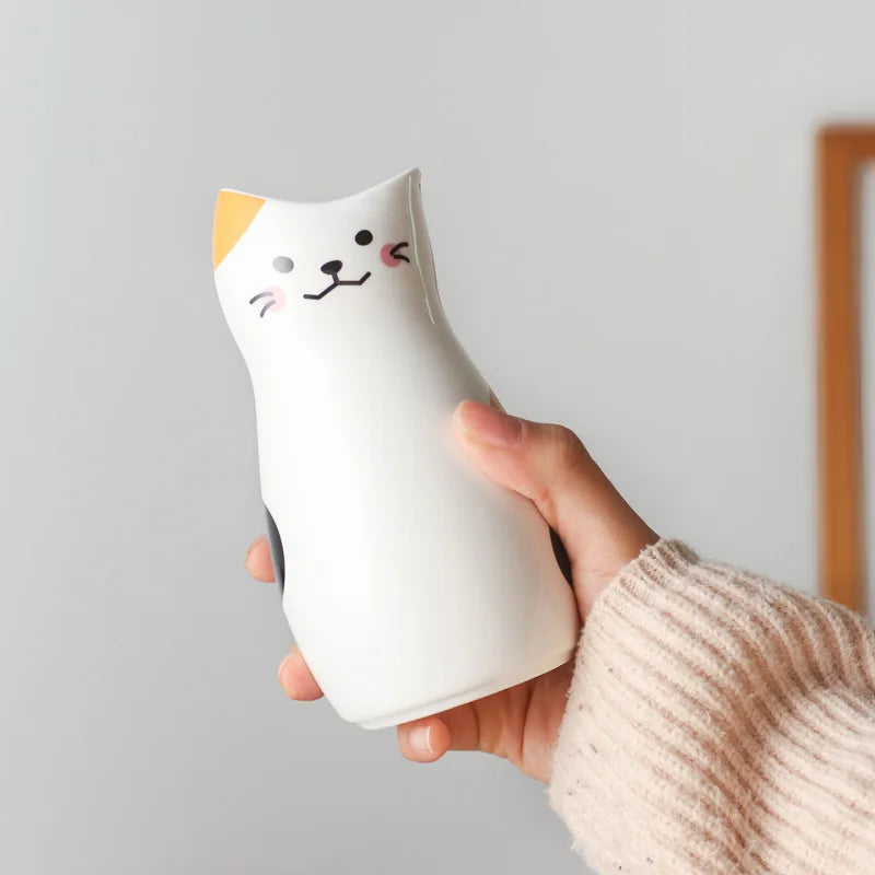 Japanese Cat Sake Cup Set