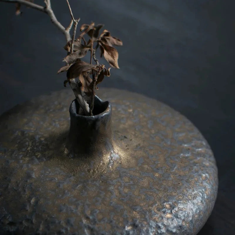 Retro Dried Flower Ornamental Vase