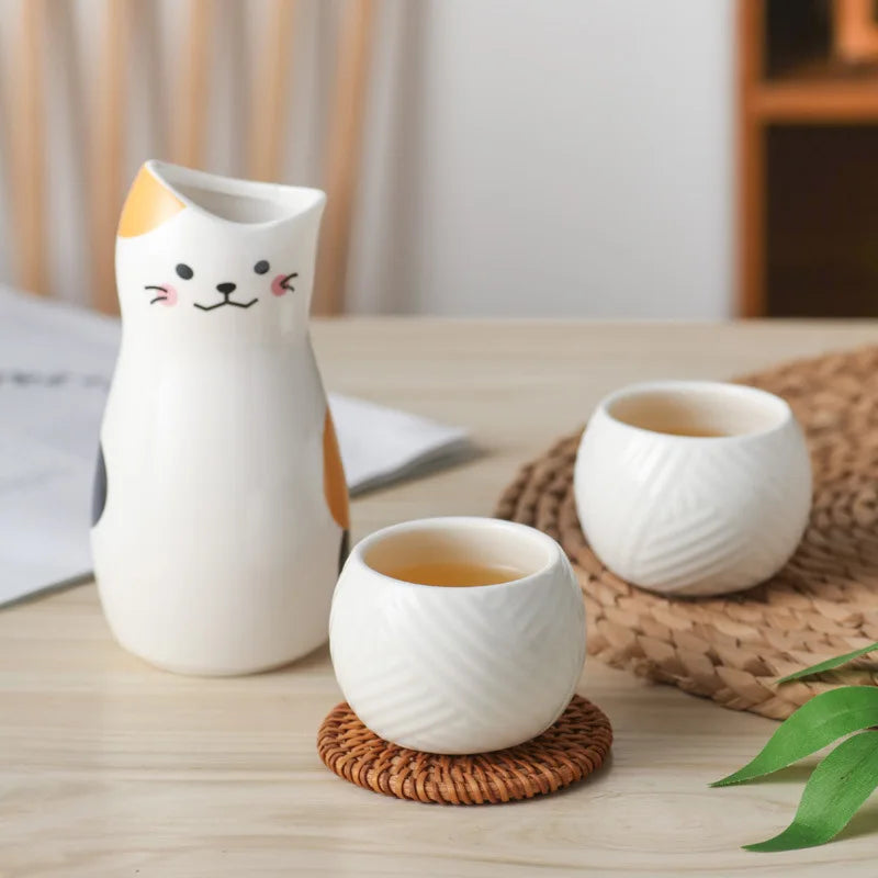 Japanese Cat Sake Cup Set